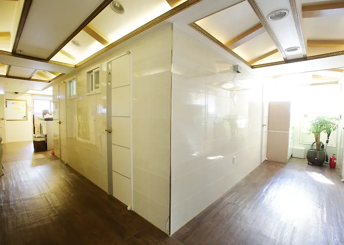 Ziyolk Myeongdong Apartahotel 2*